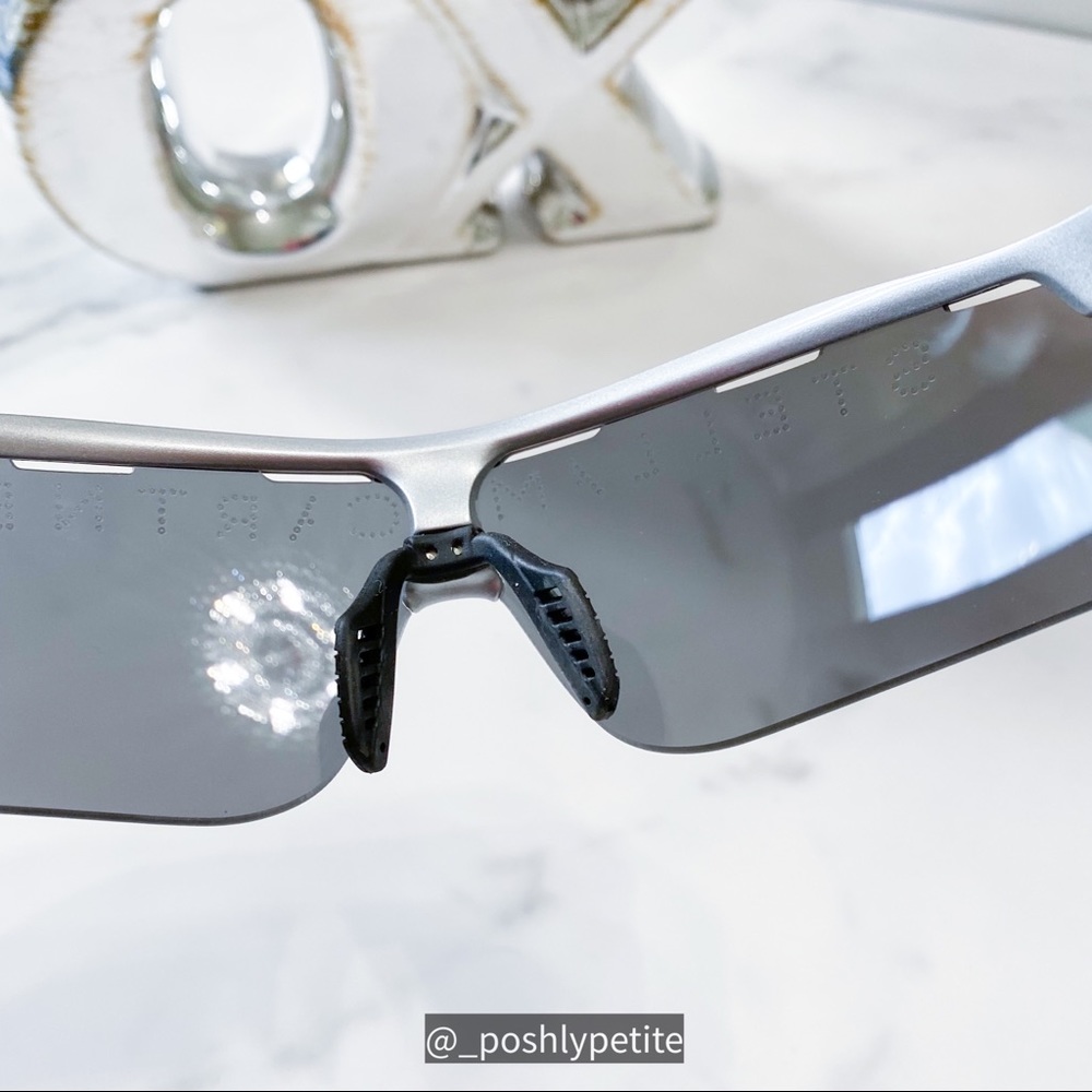 Stella McCartney sports mirror shield  metallic silver sunglasses - Picture 8 of 15